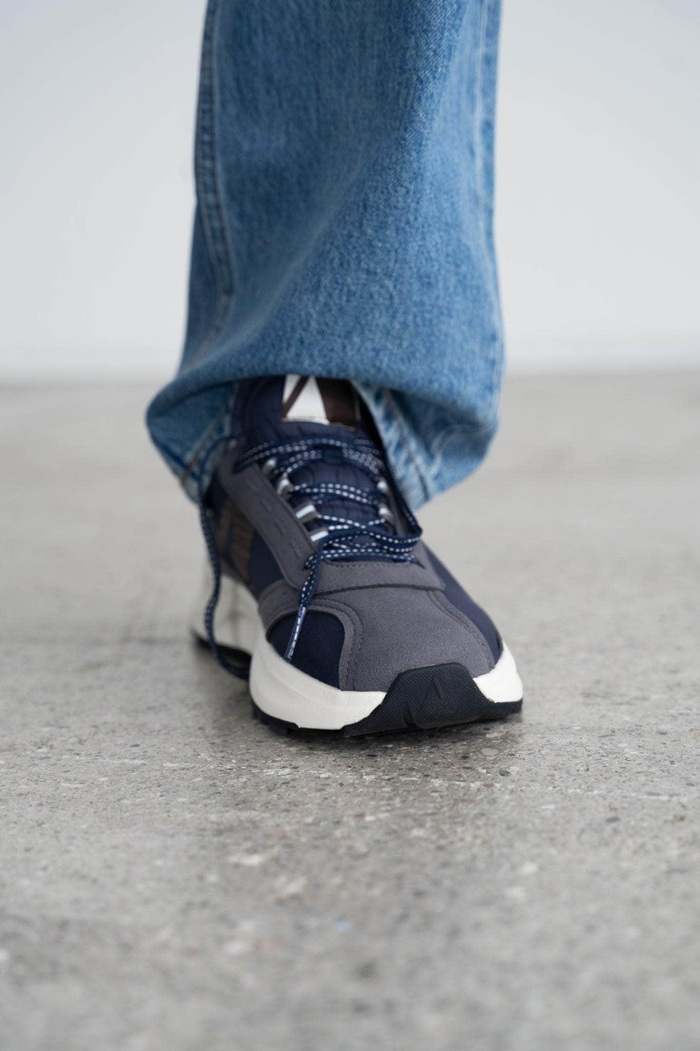 ARKK Essential Line City-Free Trail | Academy Blue | Women City-Free