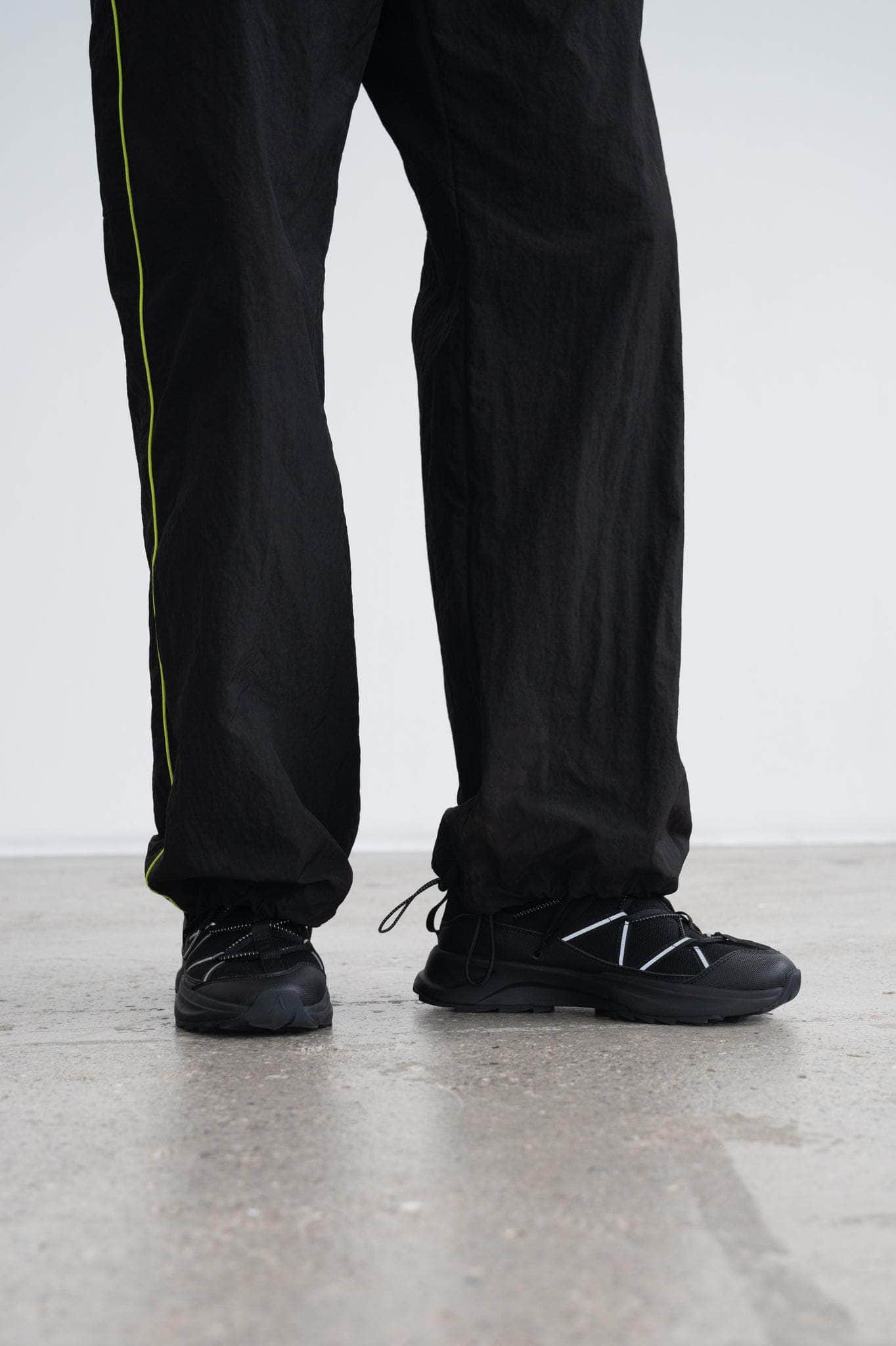 ARKK Main Line City-Tek | Triple Black | Women City-Tek