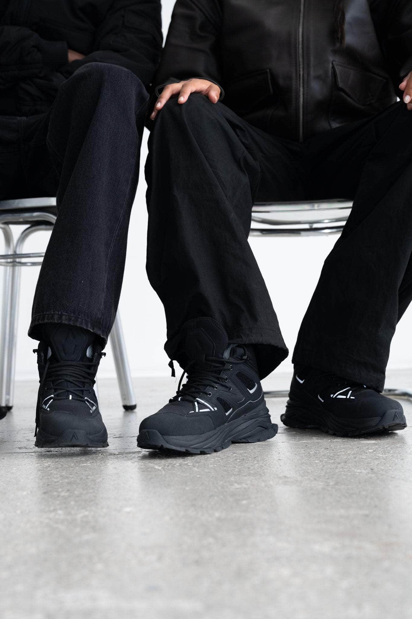 ARKK Main Line Duratek Nylon HL TX-22 | Triple Black | Women Duratek