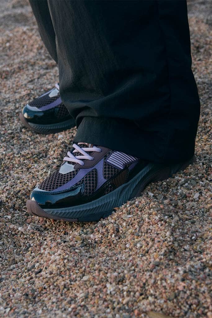 ARKK Essential Line Forma Runner | Brown Black Grape Forma Runner