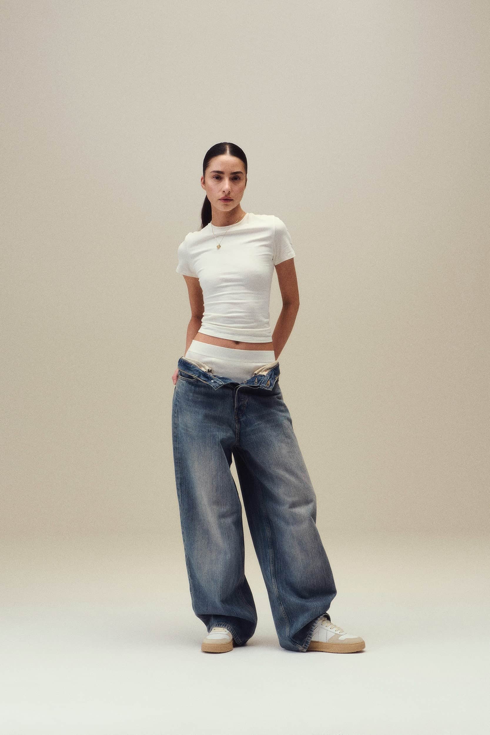 ARKK NOS Uncover | White Gum Uncover