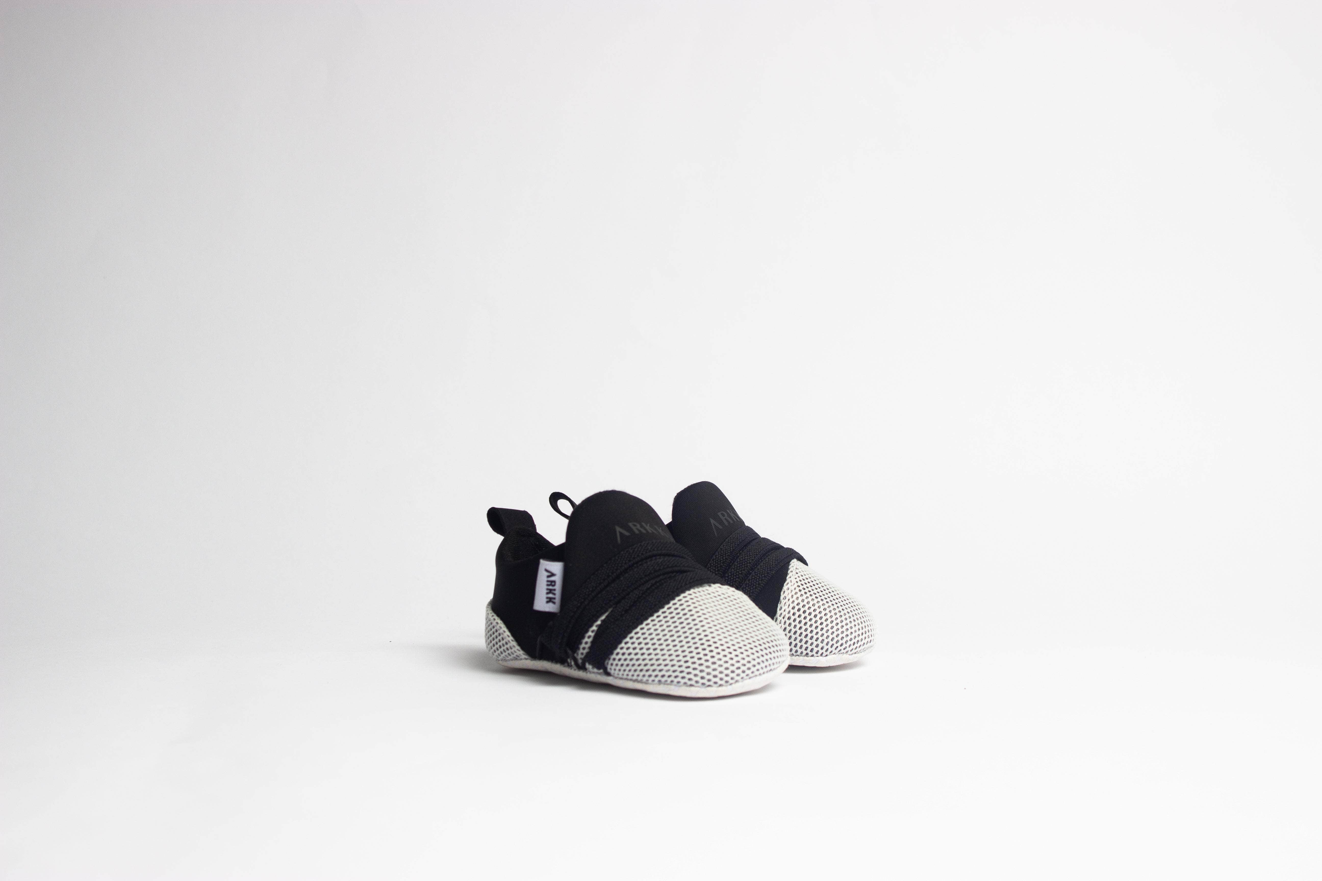 ARKK Collection Raven Mini | Black White | Raven Mini